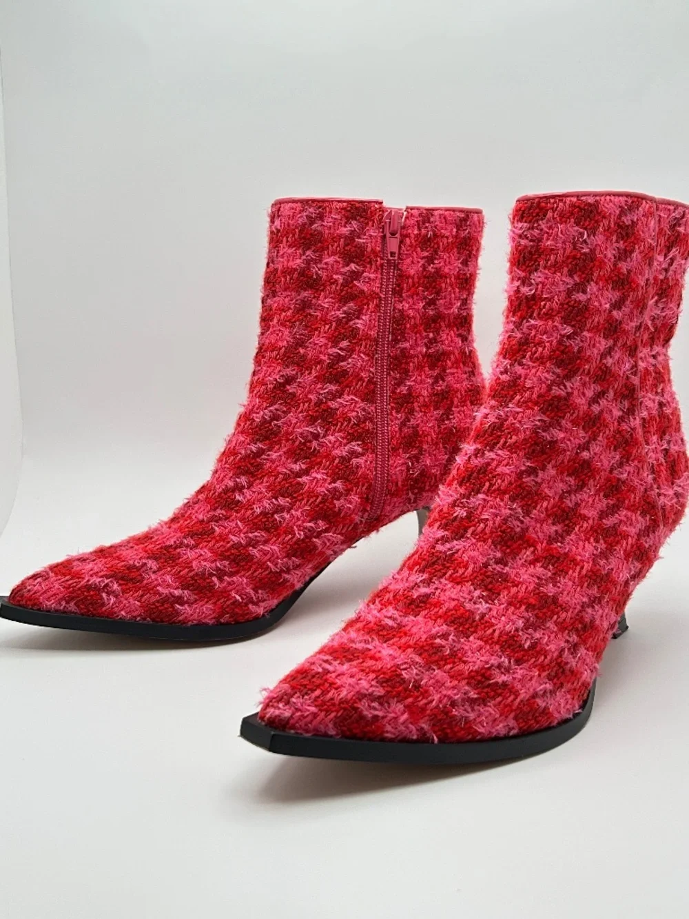 Betsey Johnson Pink Tweed Houndstooth Ankle Boots Size 8M